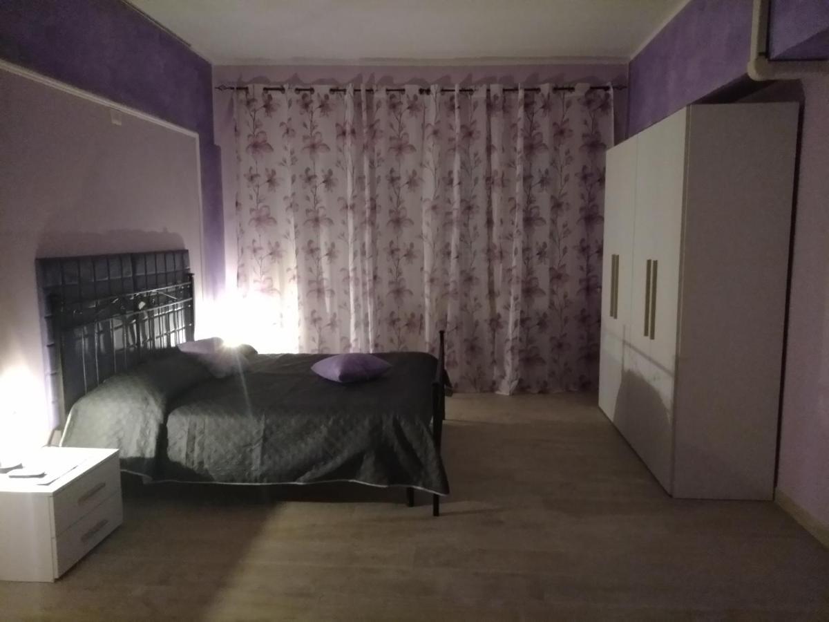 Alloggio Viola Nel Cuore Di Soriano Сориано-нель-Чимино Экстерьер фото